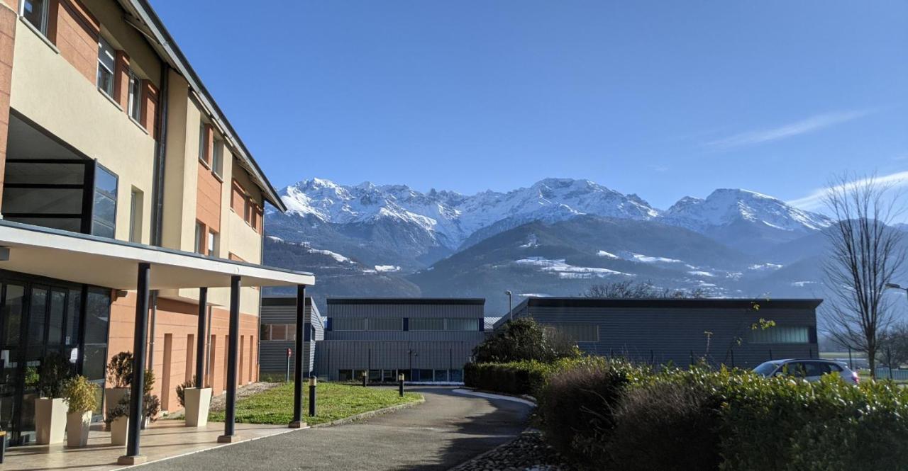 Le Domaine Des Fontaines - Hotel & Petit Dejeuner Bernin Buitenkant foto