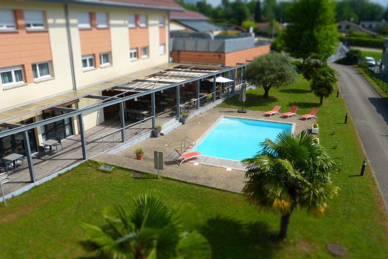 Le Domaine Des Fontaines - Hotel & Petit Dejeuner Bernin Buitenkant foto